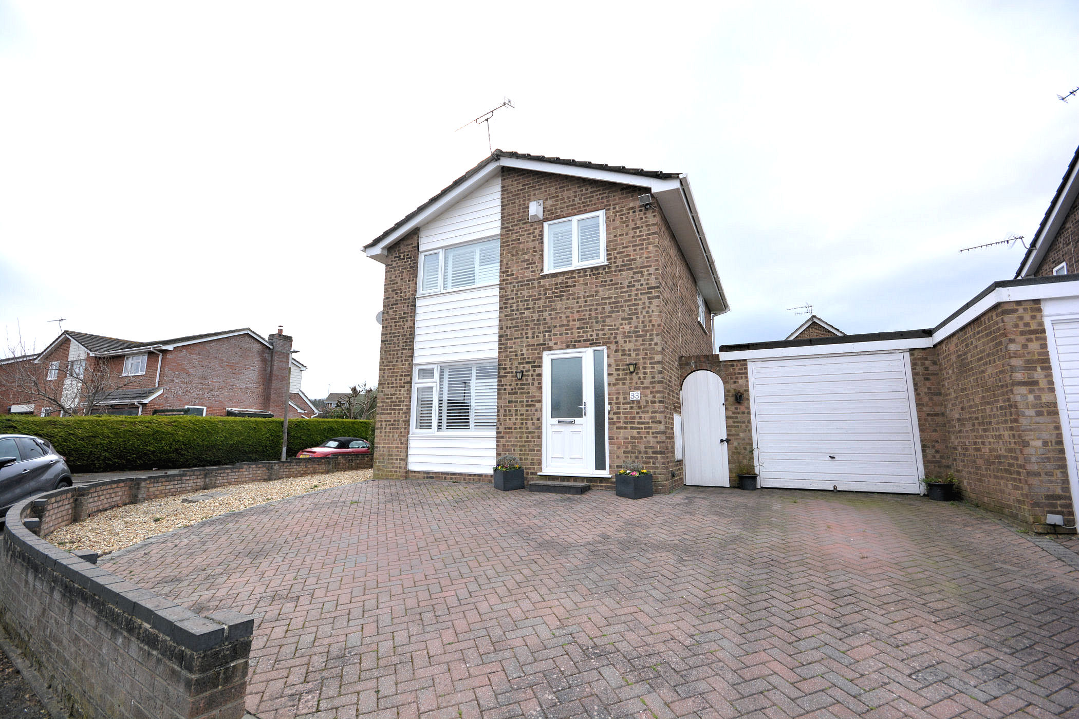 3 Bedroom Detached House : Calder Road, Canford Heath
