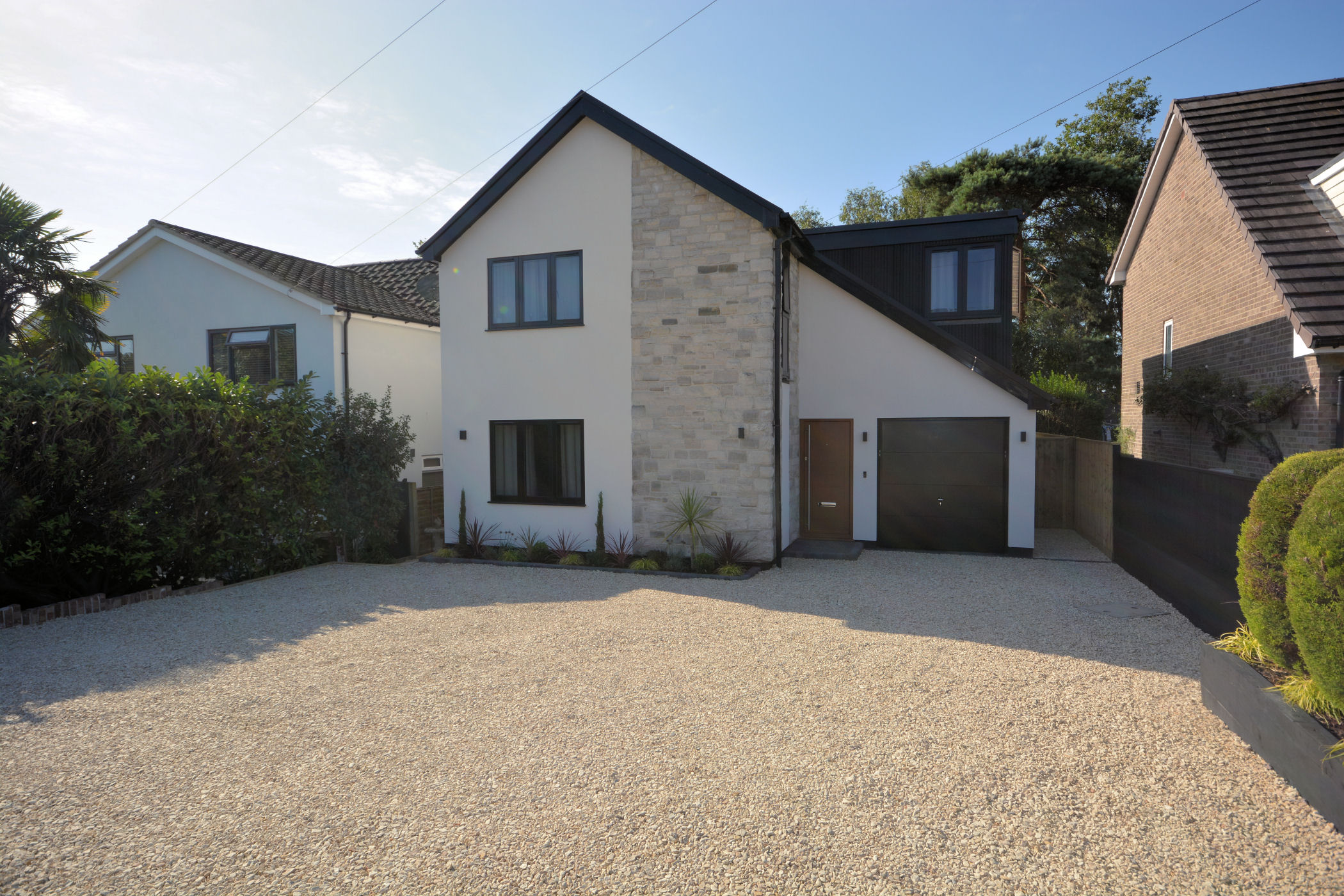 4 Bedroom Detached House : West Way, Broadstone