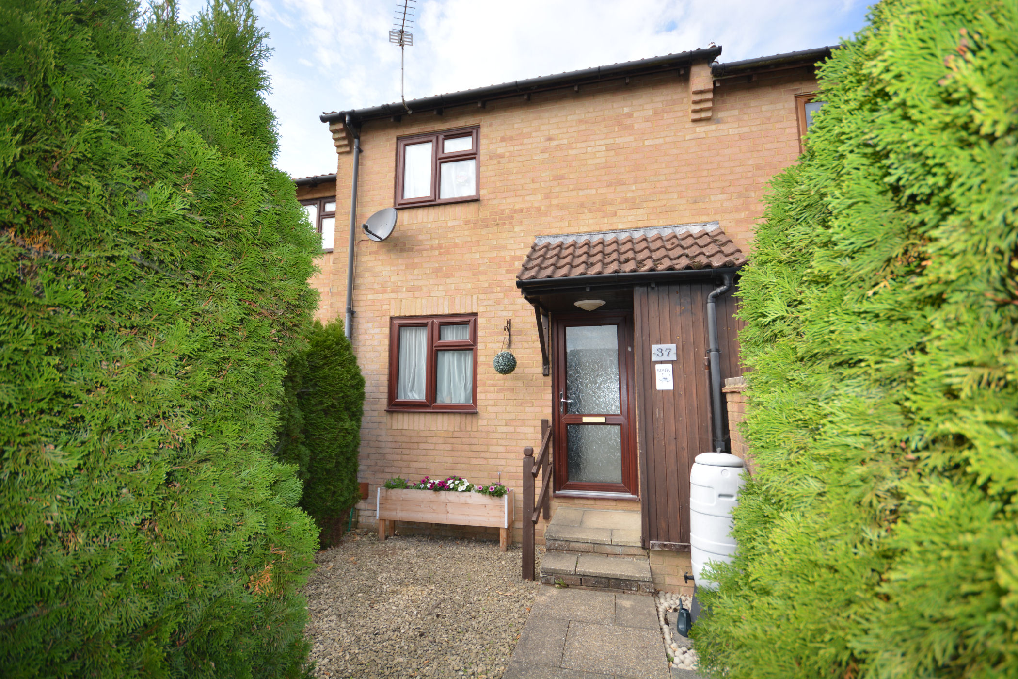 2 Bedroom Terraced House : King Richard Drive, Bearwood