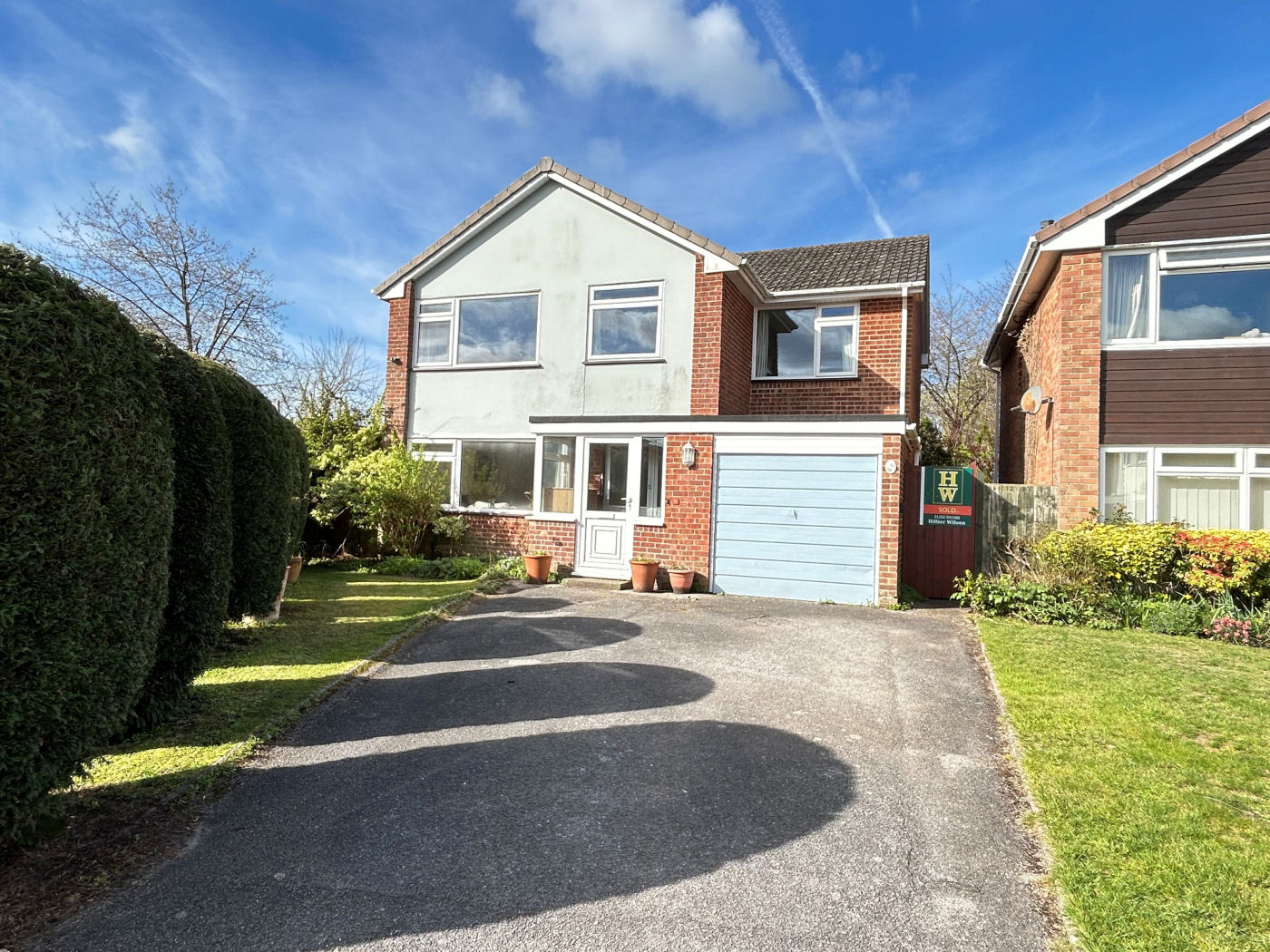4 Bedroom Detached House : Rempstone Road, Merley, Wimborne
