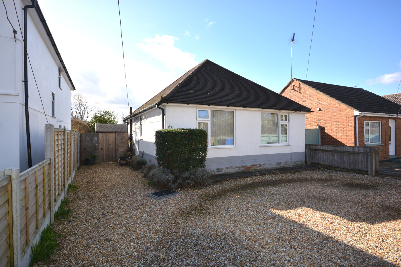 2 Bedroom Detached Bungalow : Creekmoor Lane, Creekmoor, Poole