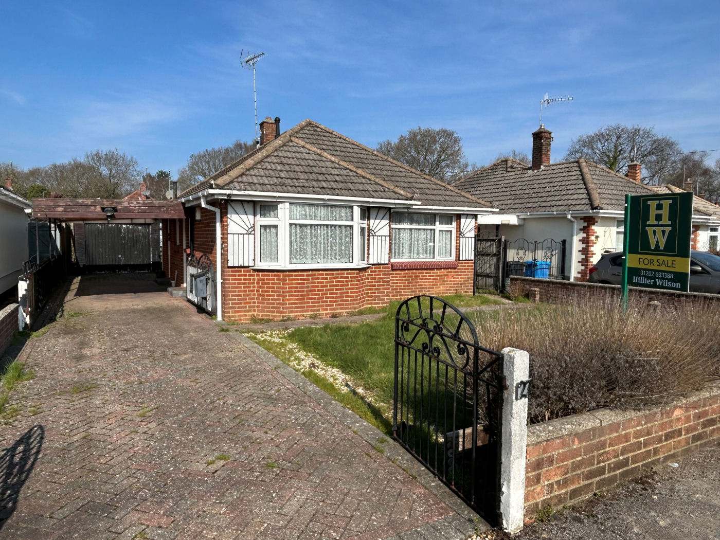 2 Bedroom Detached Bungalow : Hazlebury Road, Creekmoor