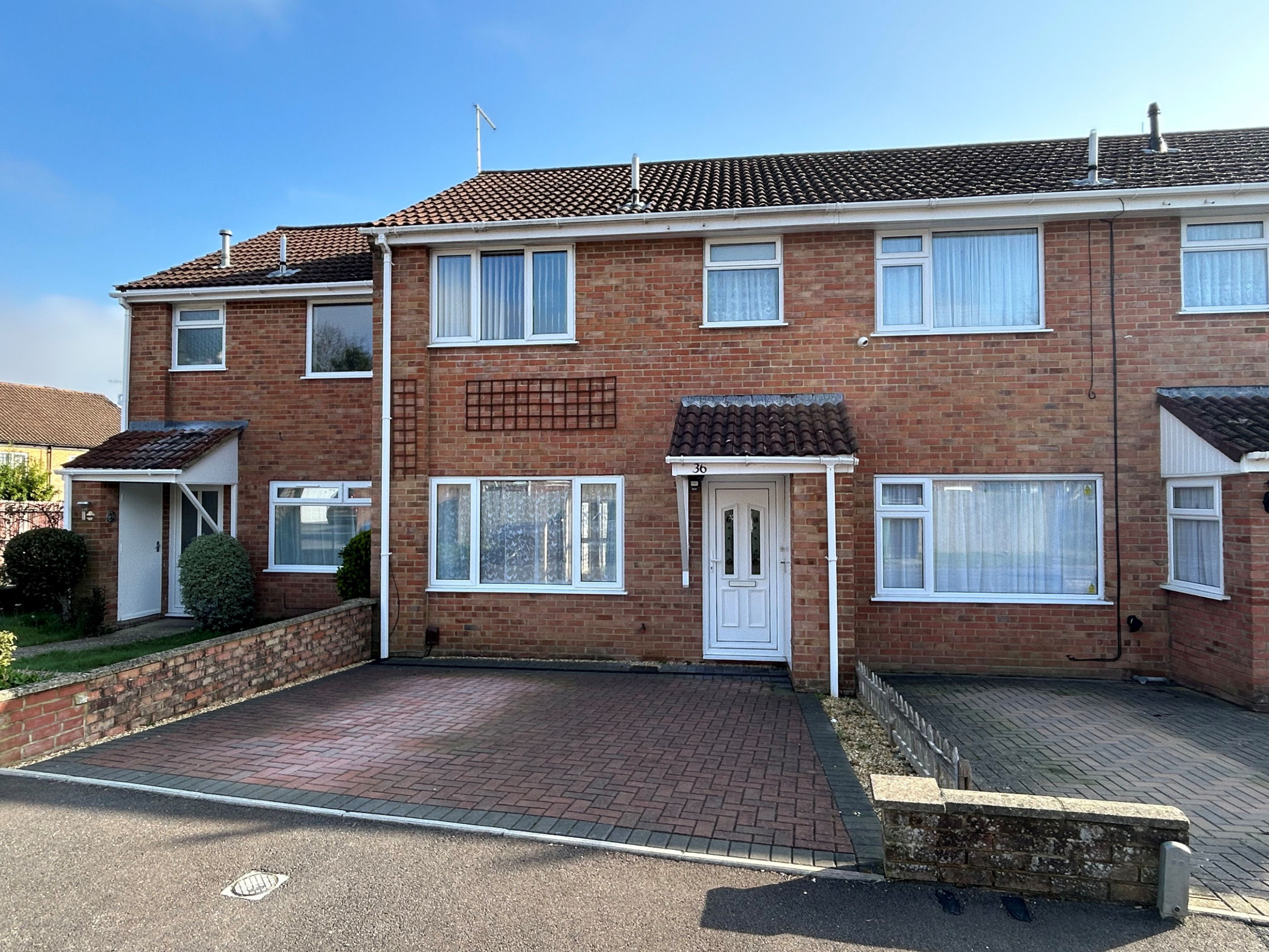3 Bedroom Terraced House : Redhoave Road, Canford Heath, Poole