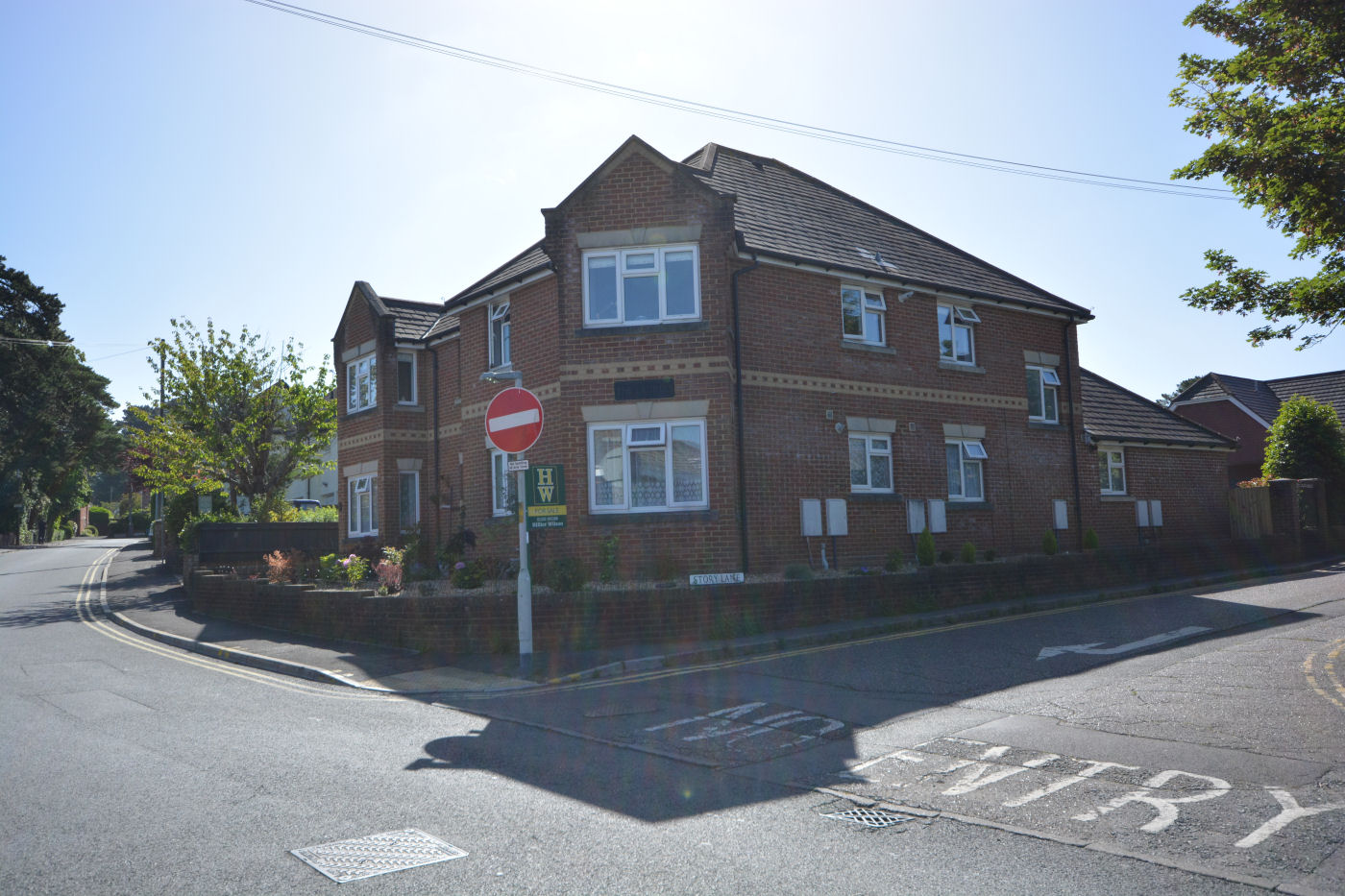 1 Bedroom Apartment : The Laurels, Macaulay Road, Broadstone