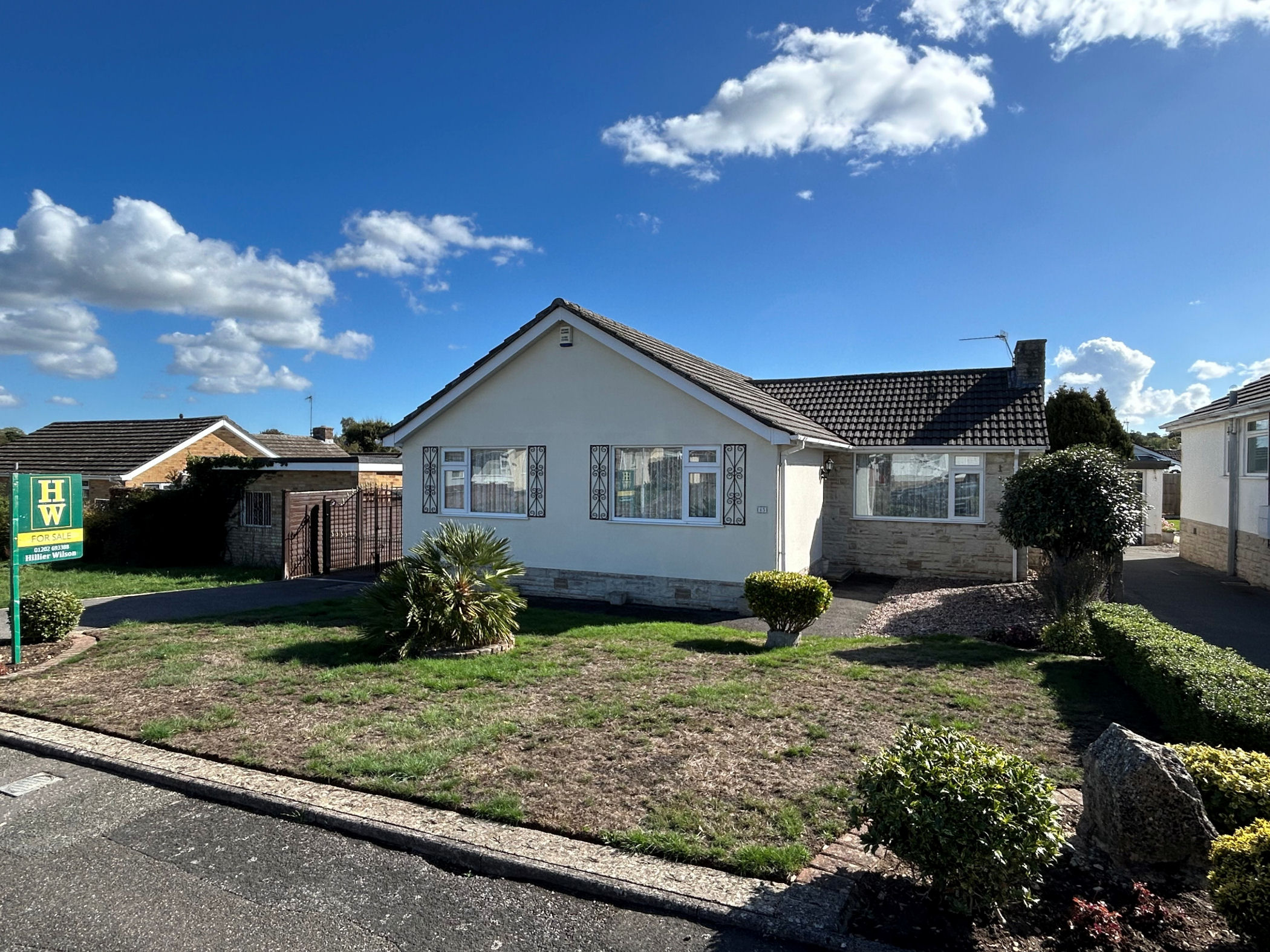 2 Bedroom Detached Bungalow : Merley Gardens, Merley, Wimborne