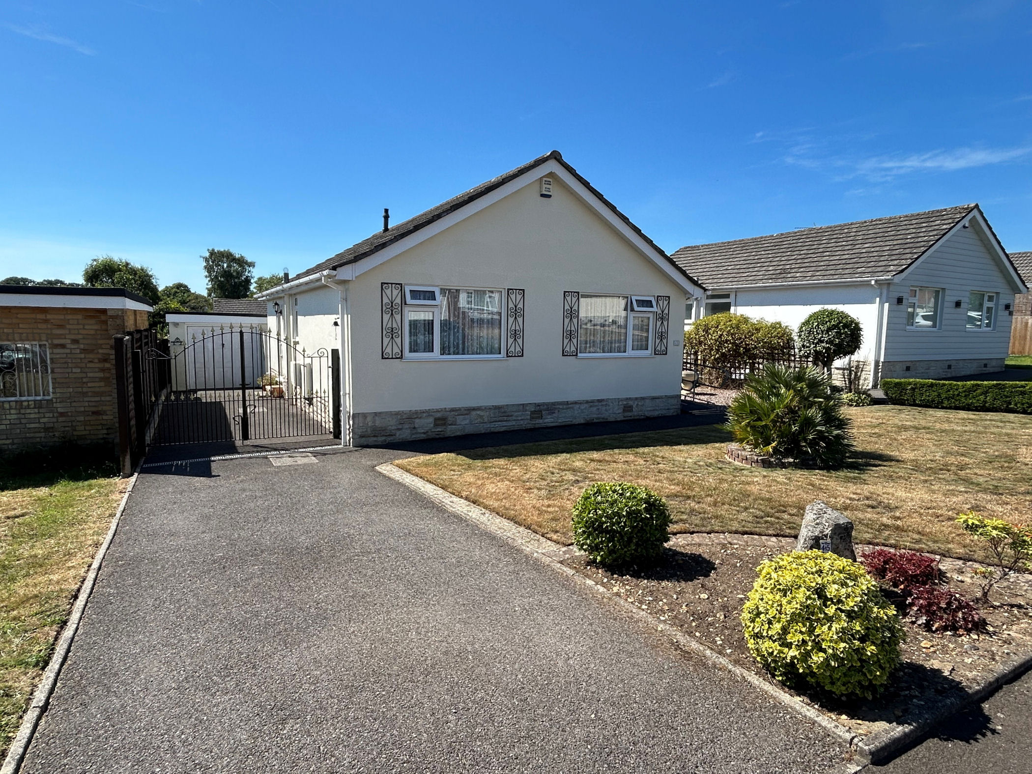 2 Bedroom Detached Bungalow : Merley Gardens, Merley, Wimborne