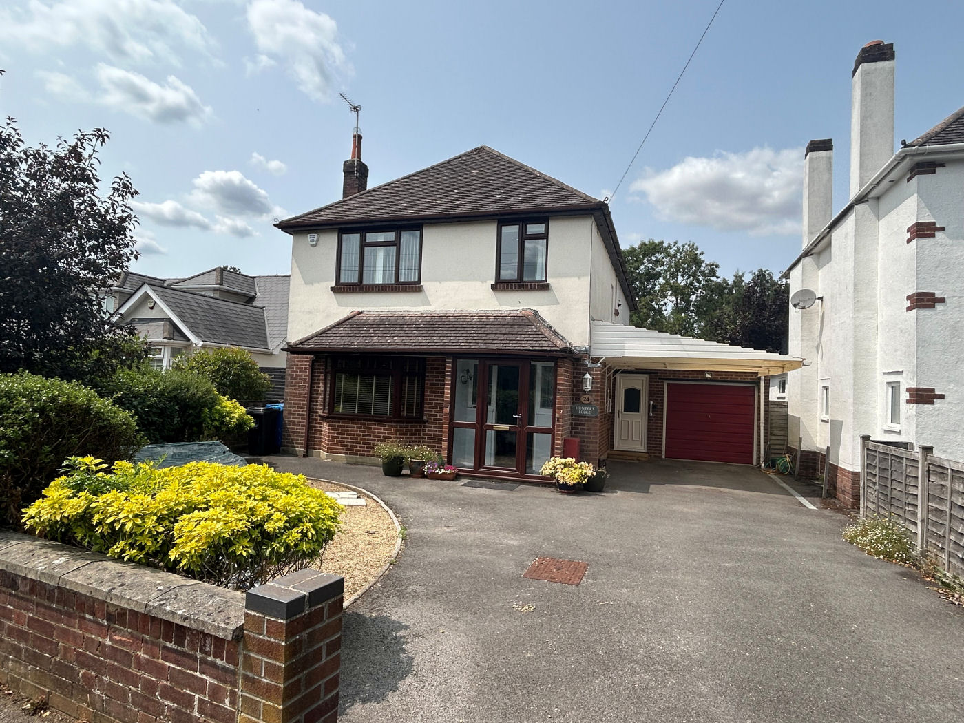 4 Bedroom Detached House : Ivy Road, Wimborne
